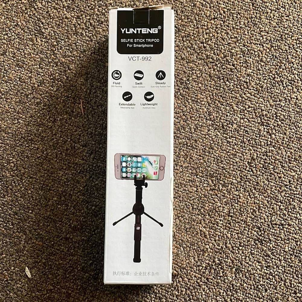 Selfie stick tripod